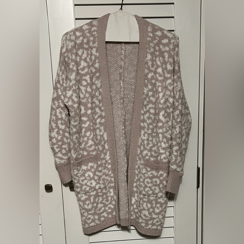 Jessica Simpson sweater